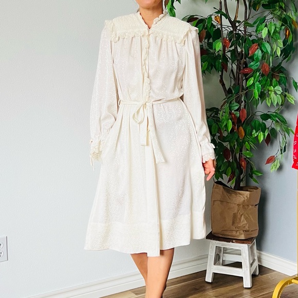 Vìntage Christian Dior Gown - Picture 1 of 16